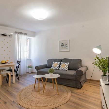 Central New Apartment Nonna Mara Rovinj Exteriér fotografie
